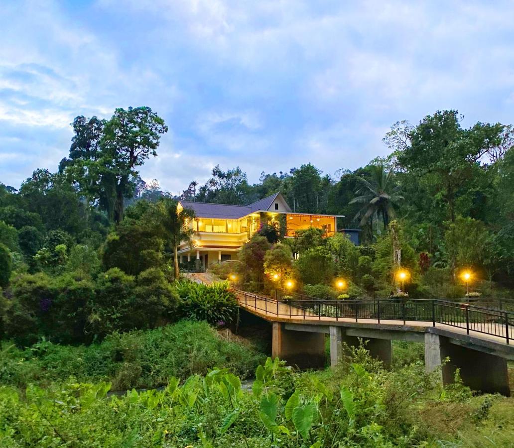 Flower Valley Plantation Homestay Munnar Buitenkant foto